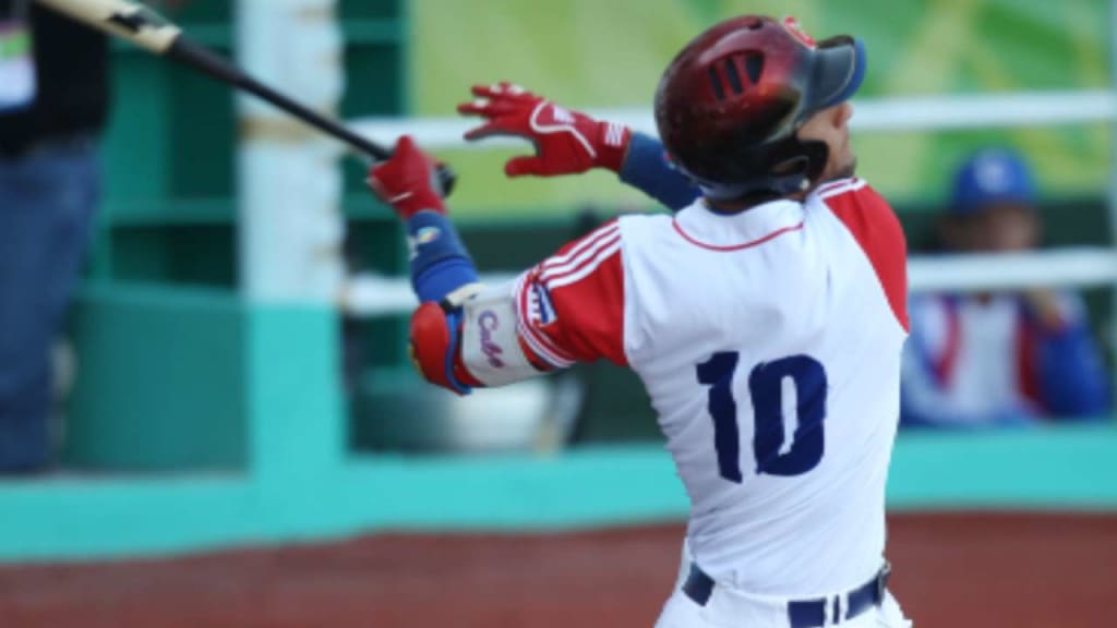 Yulieski Gourriel: What to know about Cuban MLB hopeful - Sports Illustrated