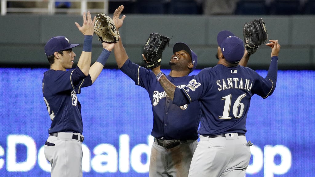 Craig Counsell has Brewers motivated, believing: 'It's very easy to play  for a guy like that
