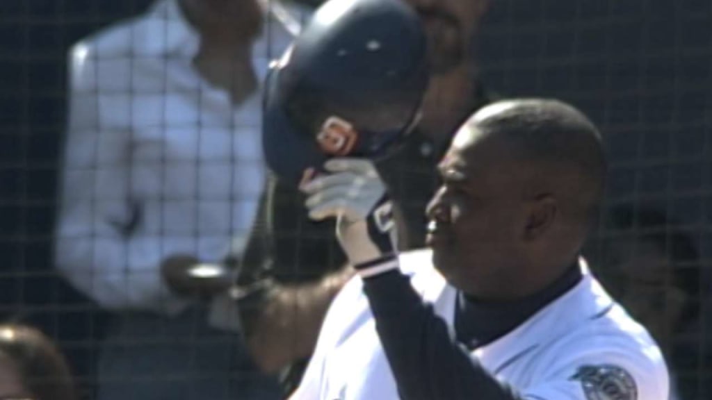 Tony Gwynn retires, Rickey Henderson 3000th hit on same day