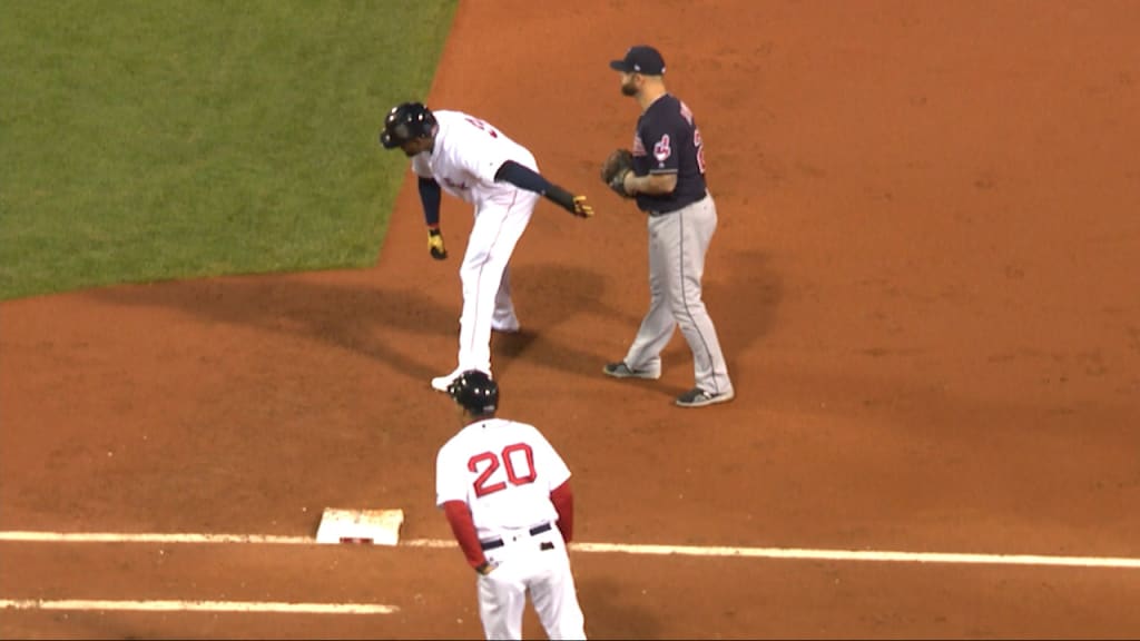 Mike Napoli greeted former teammate David Ortiz with a quick nuzzle at  first base