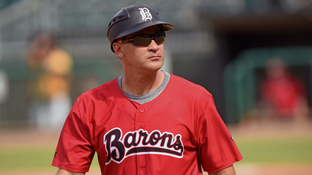 White Sox Omar Vizquel to manage Winston-Salem