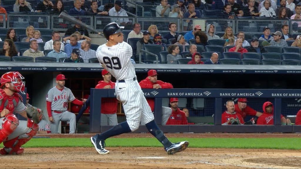 Yankees' Bernie Williams faced similar free-agency situation as Aaron Judge