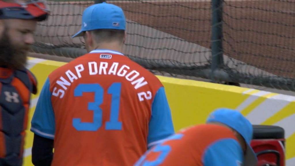 Astros honor loved ones on Players Weekend