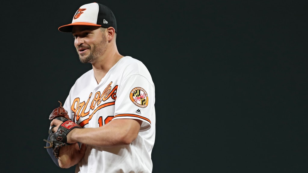 Trey Mancini returns to batting cage