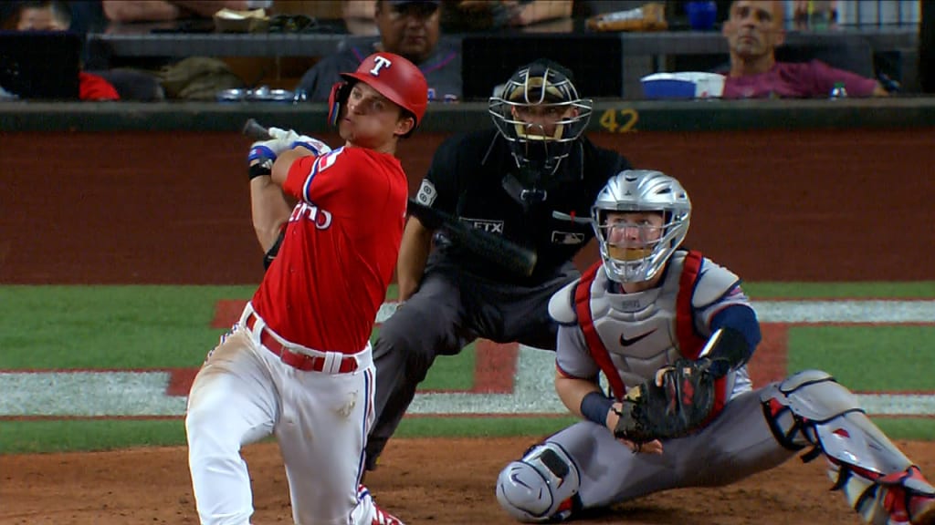 Corey Seager's homer caps Rangers' six-run fifth