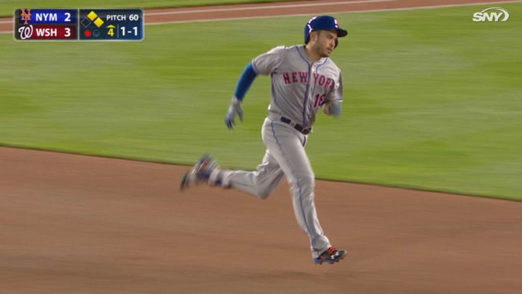 d'Arnaud's two-homer game