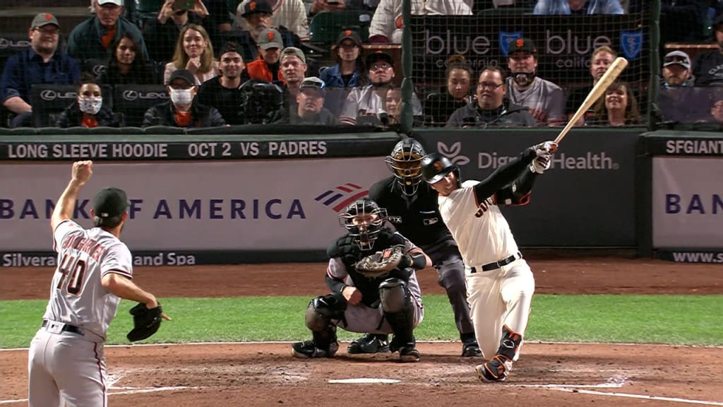 Posey's walk-off homer lifts Giants in 9th inning