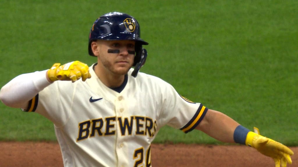 Hugs, claws and high fives: Inside the Willy Adames effect on the Brewers -  The Athletic