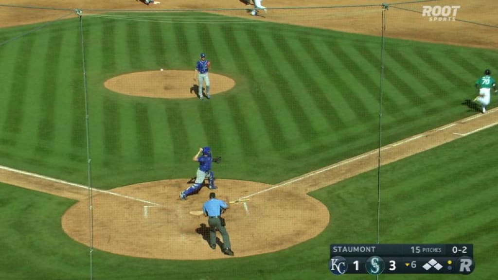 Staumont's inning-ending DP