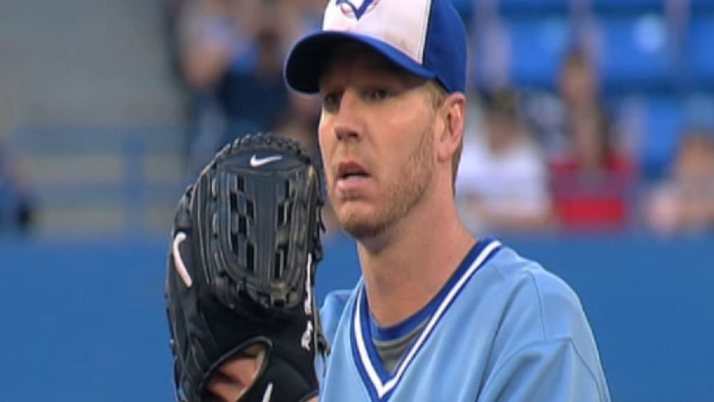 A look back at Roy Halladay, Chris Carpenter, and Game 5 of the 2011 NLDS -  Viva El Birdos