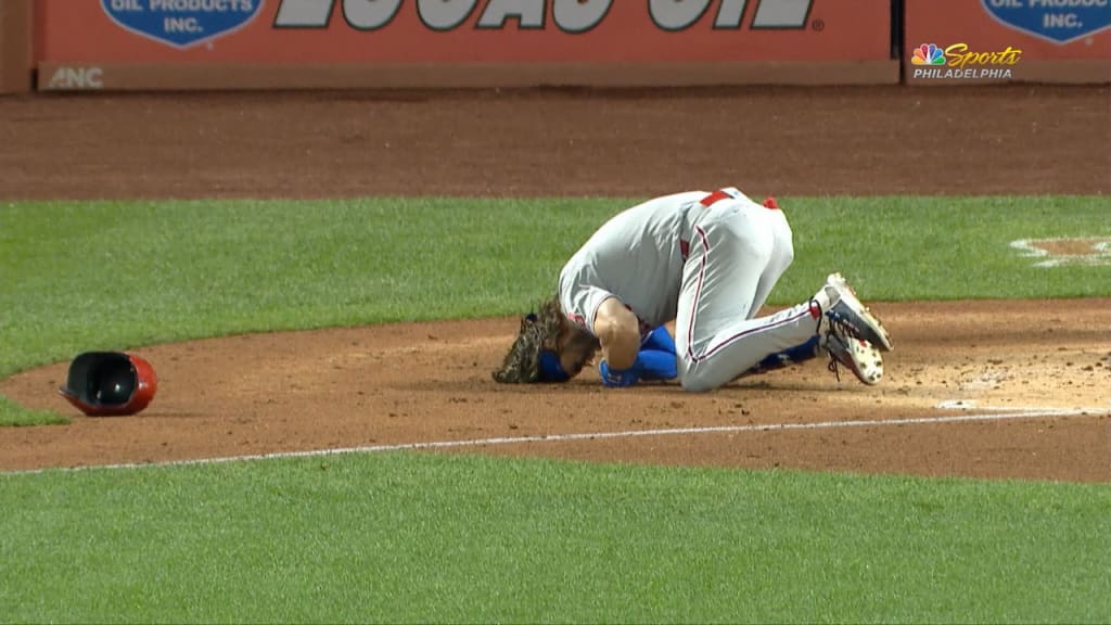 How concerned Mets are about Javier Baez's injury after he exited loss vs.  Phillies 