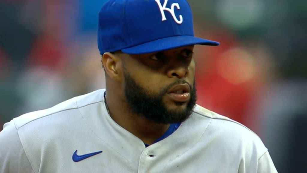 Photo: Royals Carlos Santana Tips His Hat After Making a Leaping