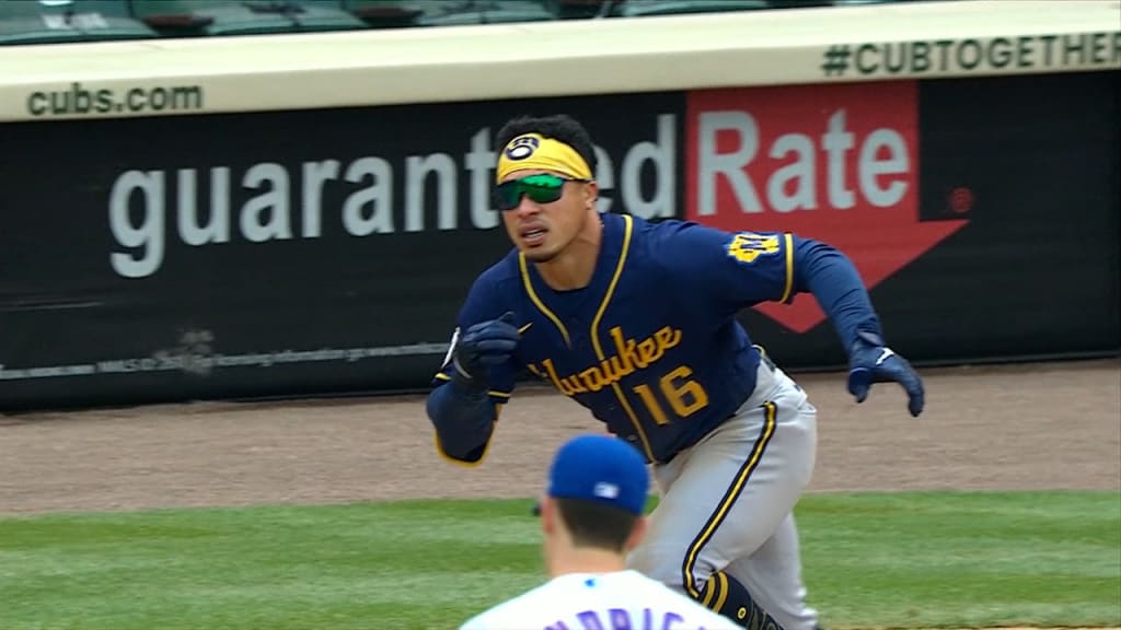 Brewers' Wong returns to IL with calf tightness