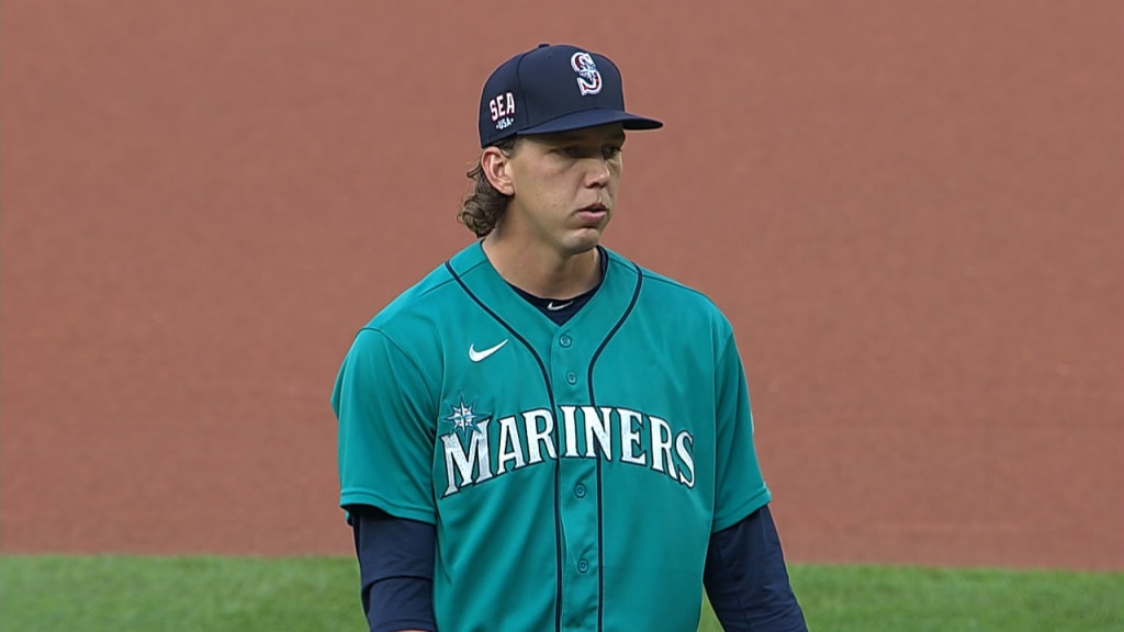 Father's Day Hits Close to Home for Jake Fraley, by Mariners PR