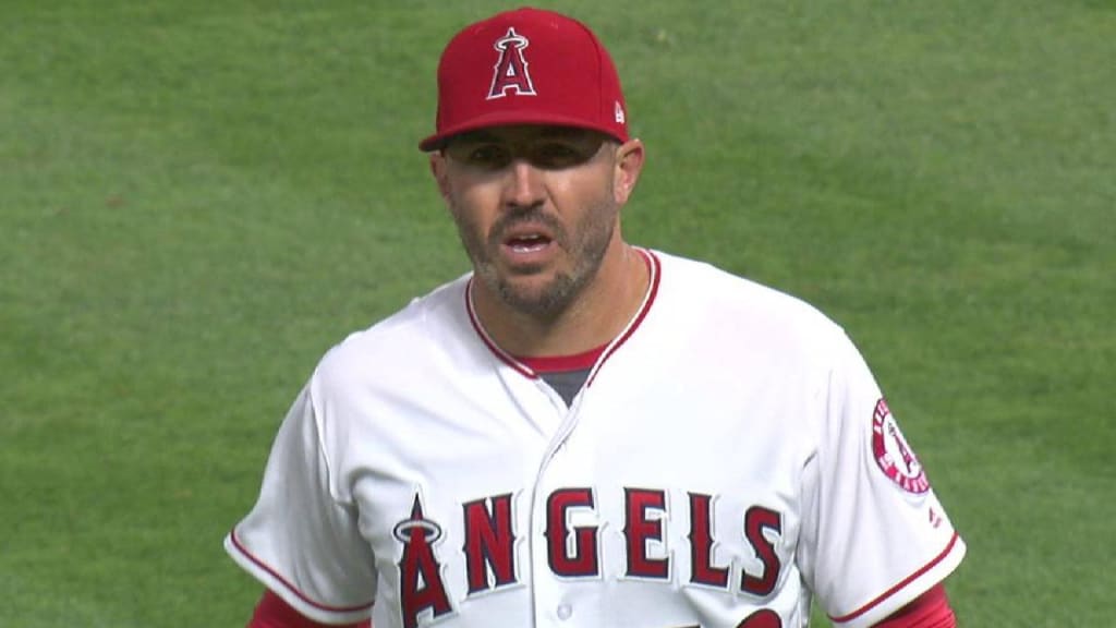 Angels extend streak in Pujols' reunion with Cardinals