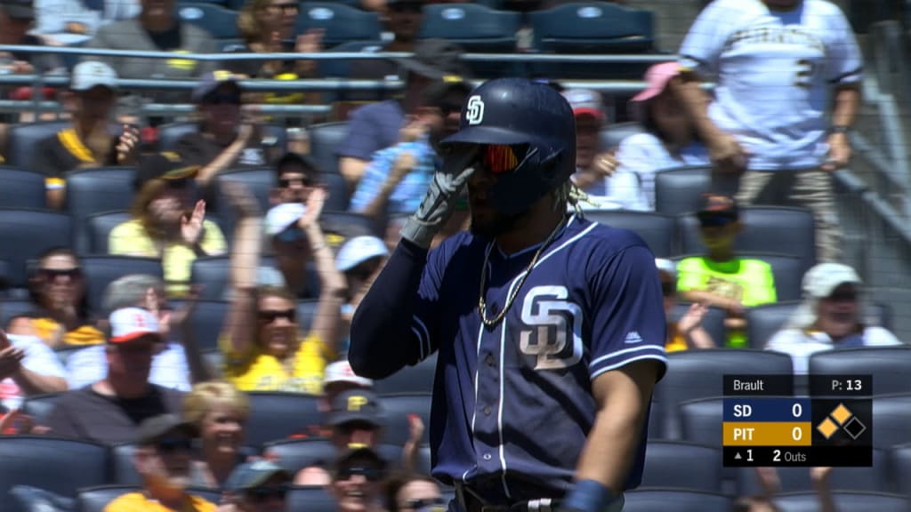 Fernando Tatis Jr. hustles around the bases