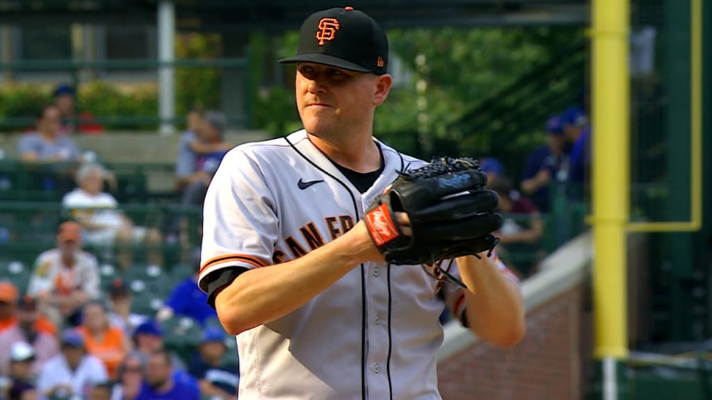 September 30, 2021: Arizona Diamondbacks starting pitcher Madison Bumgarner  (40) delivers in the first inning, during a MLB game between the Arizona  Diamondbacks and the San Francisco Giants at Oracle Park in