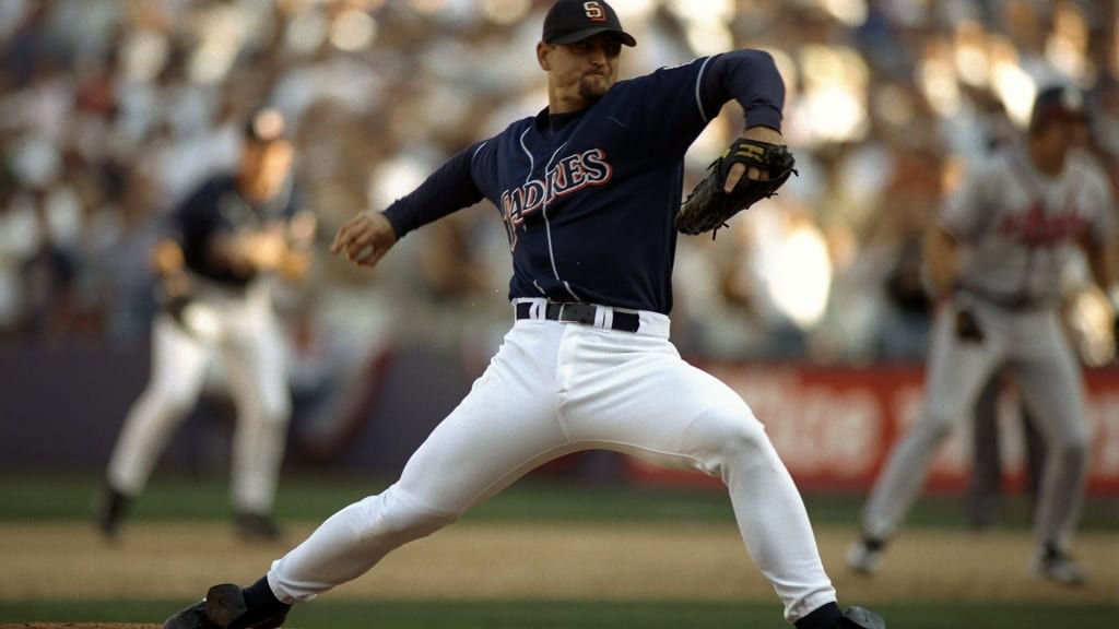 11 Oct 1998: Pitcher Trevor Hoffman #51 of the San Diego Padres in action during the National League Championships Series game against the Atlanta Braves at Qualcomm Stadium in San Diego, California. The Braves defeated the Padres 8-3. Mandatory Credit: Elsa Hasch /Allsport