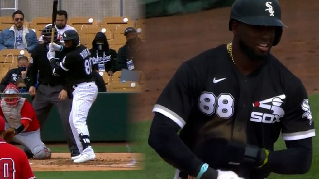 Luis Robert shines vs. Angels