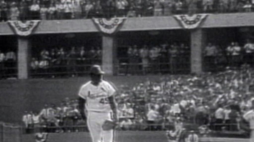 Bob Gibson gets into the HOF 42 years ago today.