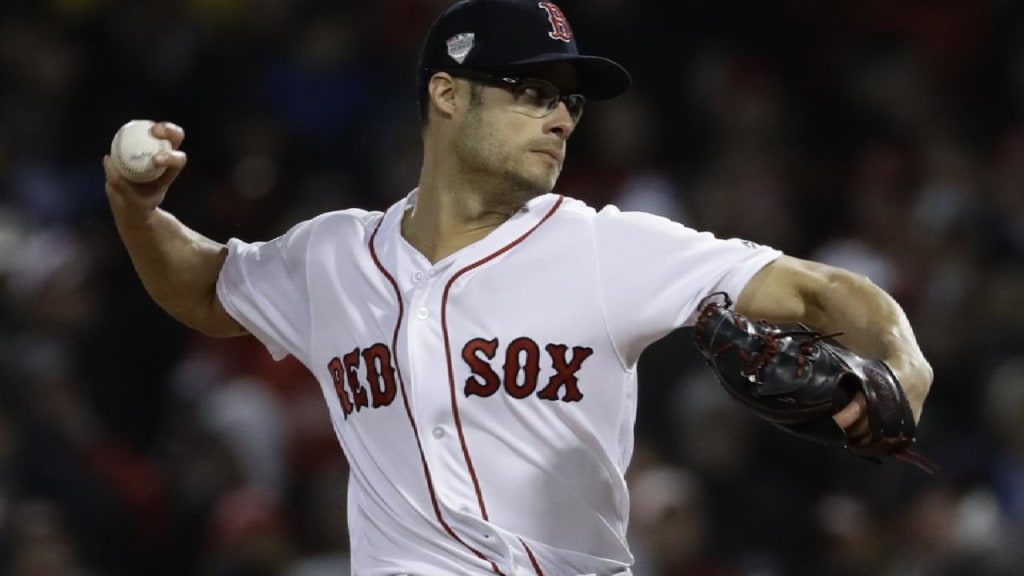 Cora on Sale, pitching staff