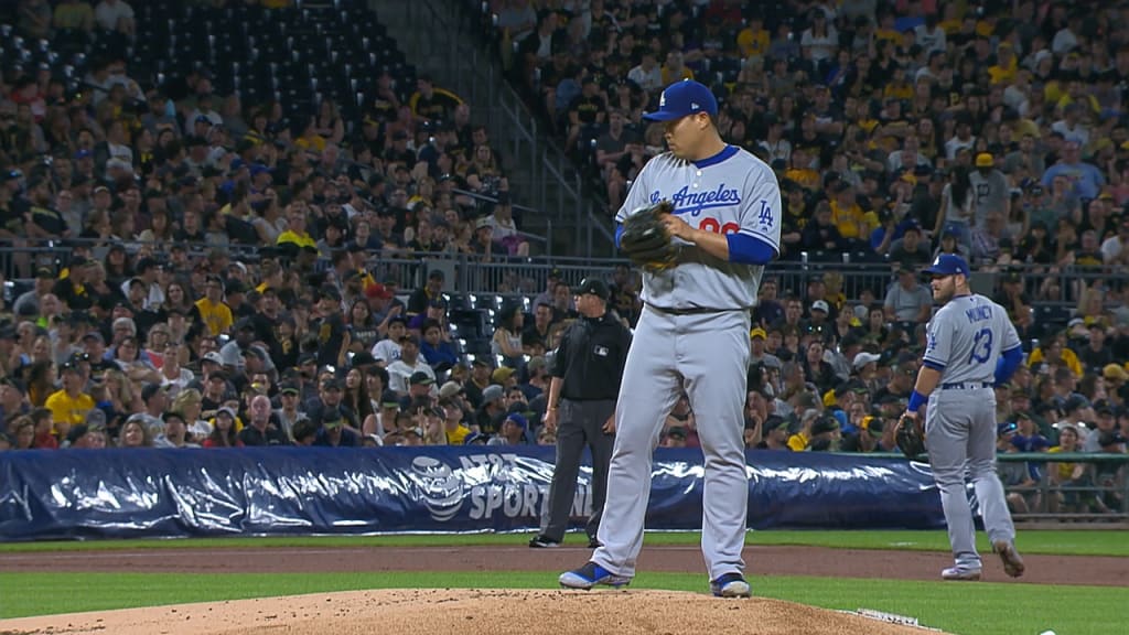 Ryu's shutout streak ends; Dodgers still roll by Pirates 7-2