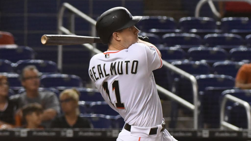 Marlins fans ask about J.T. Realmuto