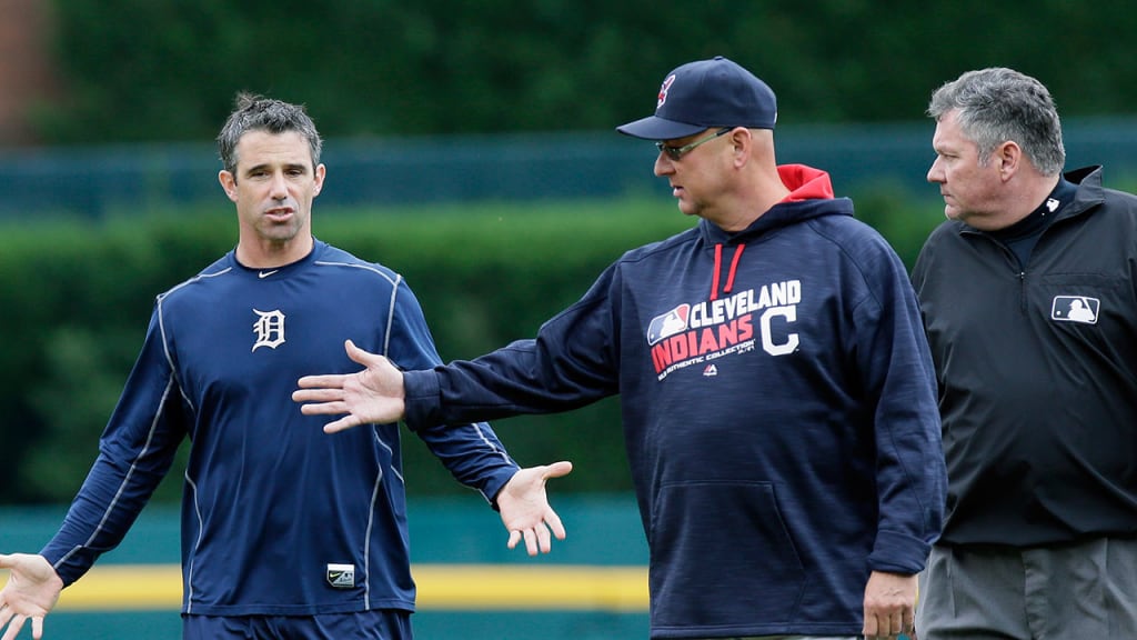Managers Brad Ausmus and Terry Francona waited all day for the rain to let up, but the series finale at Comerica Park was postponed until Monday, if necessary. (Duane Burleson/Getty)
