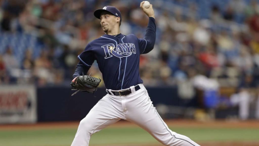 Blake Snell dominates Tribe en route to win