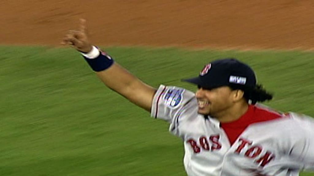 Coco Crisp has a goatee on the back of his head (GIF)