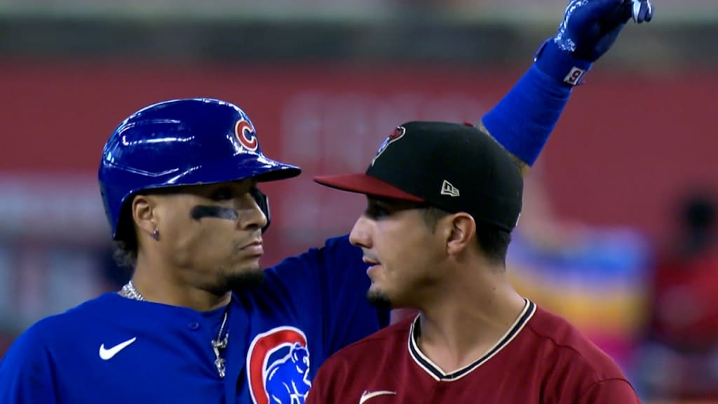 Kelly, Escobar lead Diamondbacks over Cubs 6-4