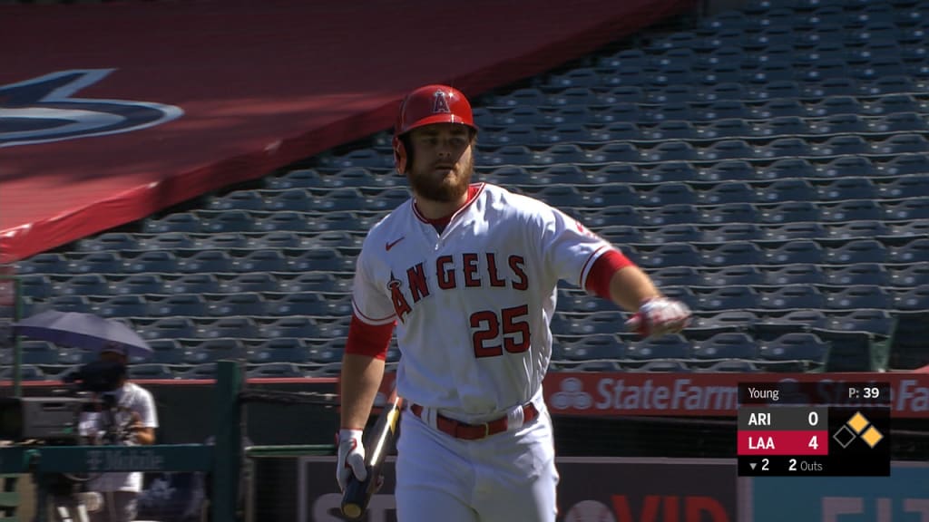 Jared Walsh lifts sacrifice fly