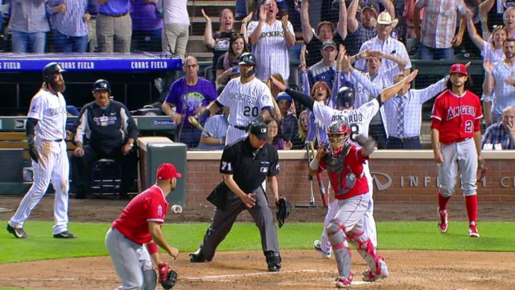 Nolan Arenado Slide GIF - Nolan Arenado Slide Arenado Slide