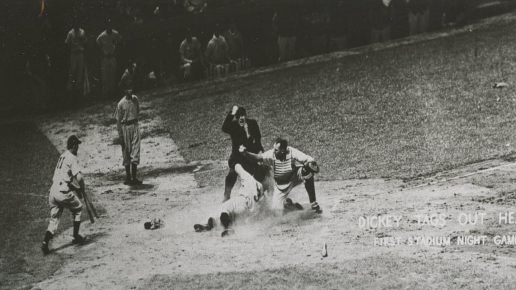 First night game in Yankee Stadium history