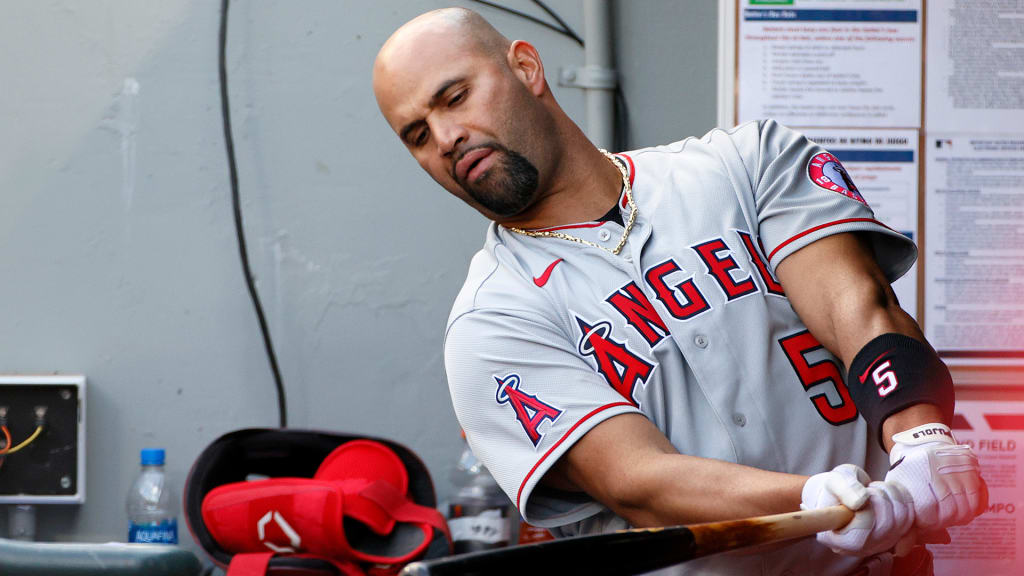 Albert Pujols contradicts Angels in Dodgers press conference