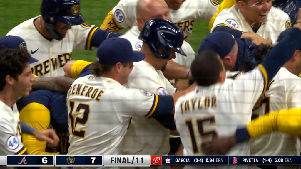 Thriller at Miller: Shaw's 2-run homer in 10th stuns Cubs, gives Brewers  4-3 win