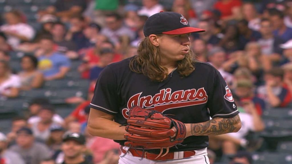 Cleveland Indians pitcher Trevor Bauer weighs in on Mike Clevinger's  'tangled mess' of hair: Beyond the Dugout