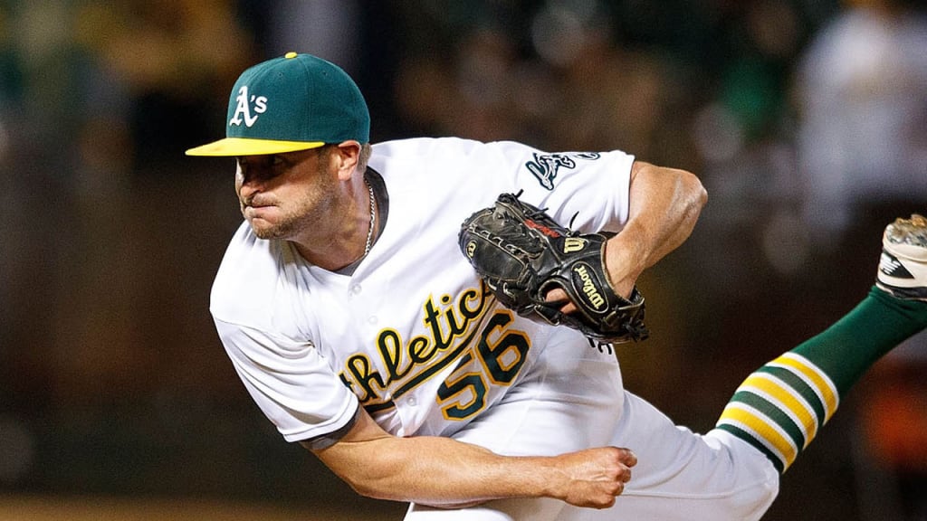 Chris Smith, who hadn't pitched in the Majors since 2010, continued his comeback with Triple-A Nashville before Oakland called him up on Aug. 7.
