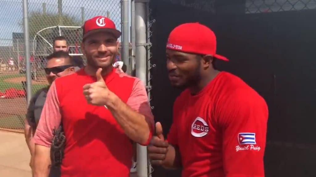 Yasiel Puig And Joey Votto Went Without Sleeves For Their Game