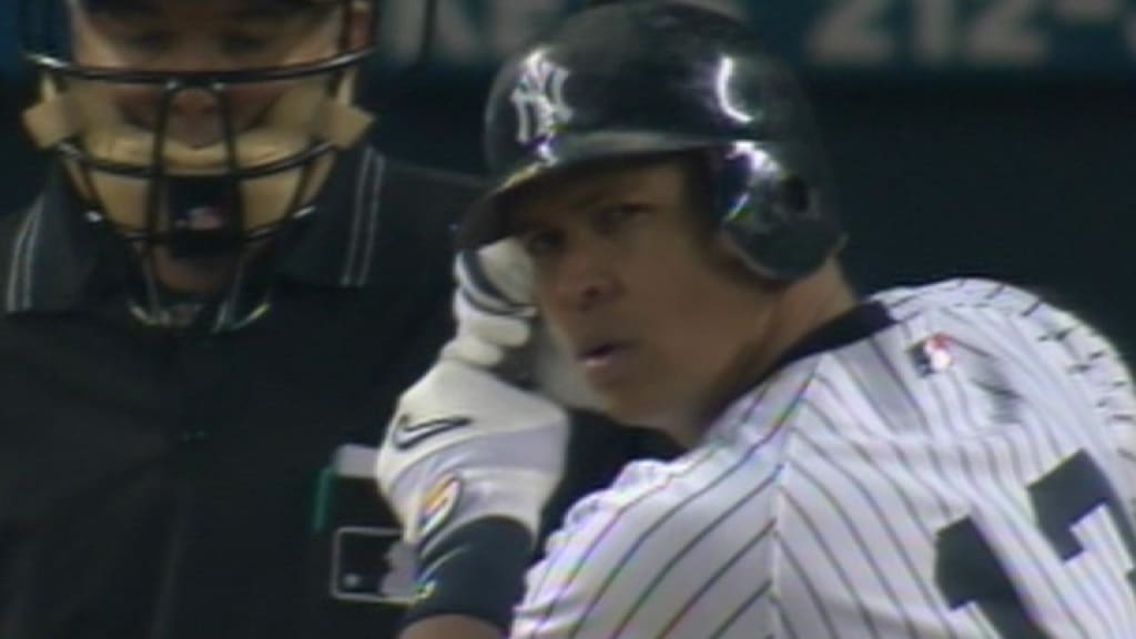 WATCH: Bartolo Colon hits first RBI single since 2005 (and loses helmet) 