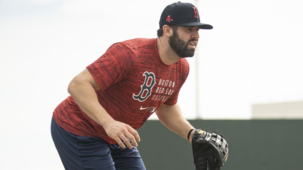 Red Sox not ruling out trade or signing major leaguer before