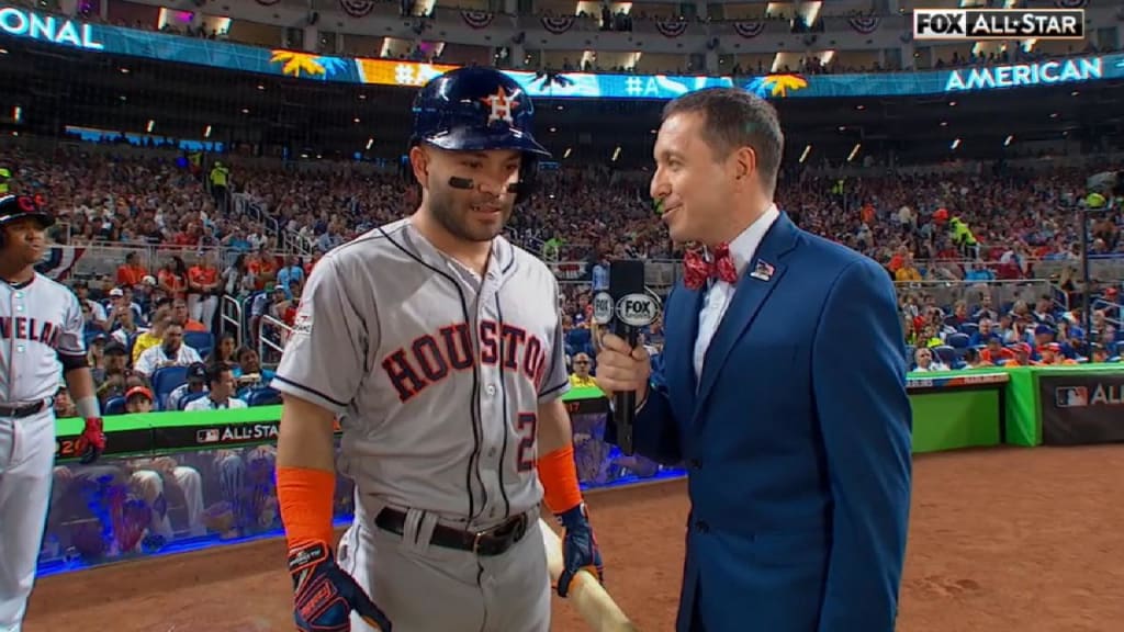 Jose Altuve needed a boost from fellow All-Stars for a photo with