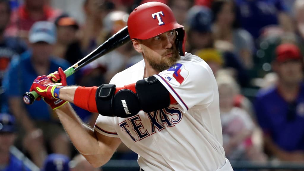 Astros All-Star Hunter Pence returns to Minute Maid Park