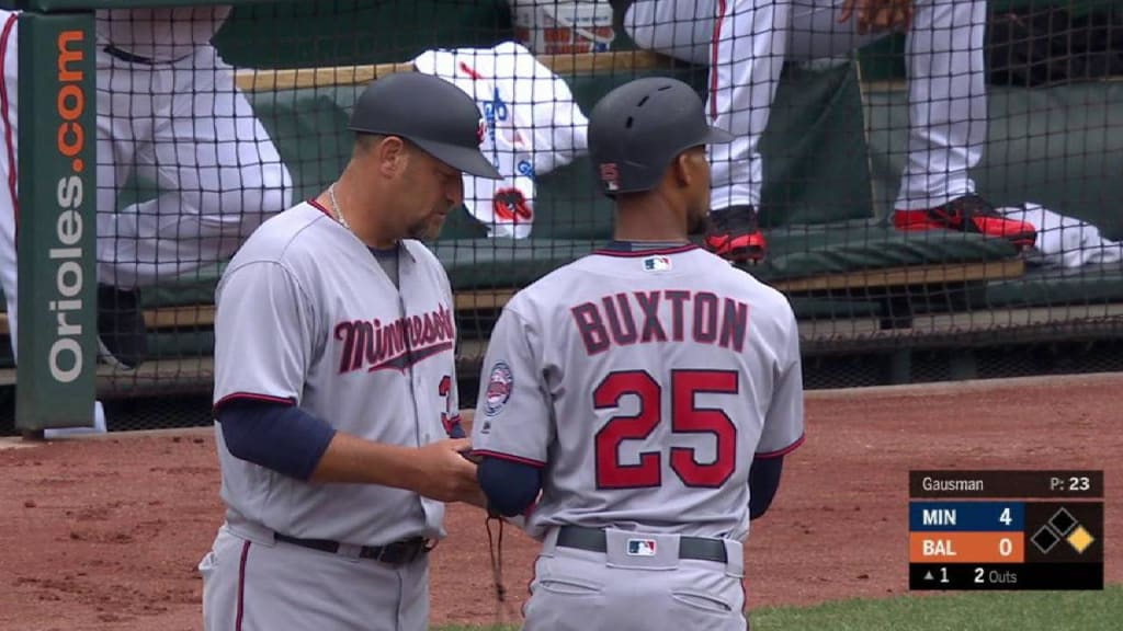 Twins had an off-day; let's watch Jose Berrios curveballs