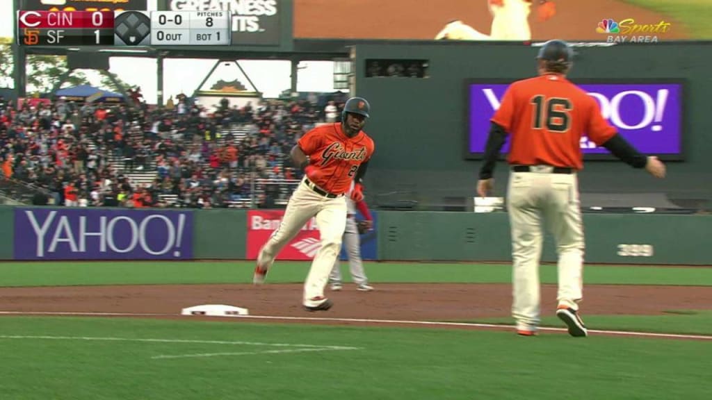 Posey belts a walk-off homer in the 17th 