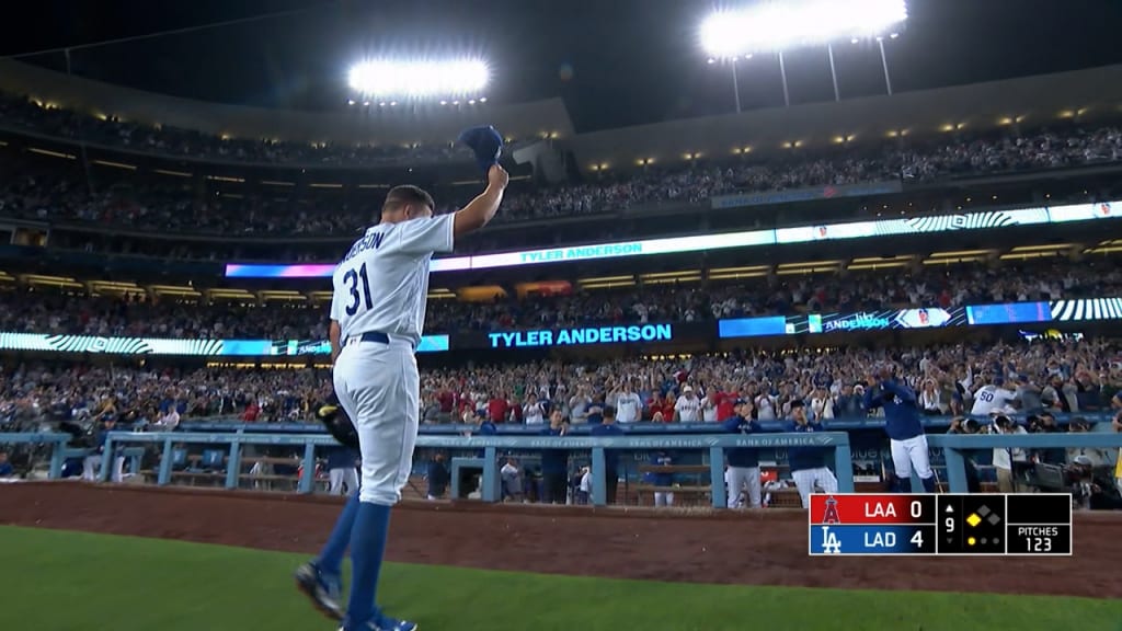 Tyler Anderson Extends Shutout Streak, Dodgers Defeat Mets 6-1 – NBC Los  Angeles