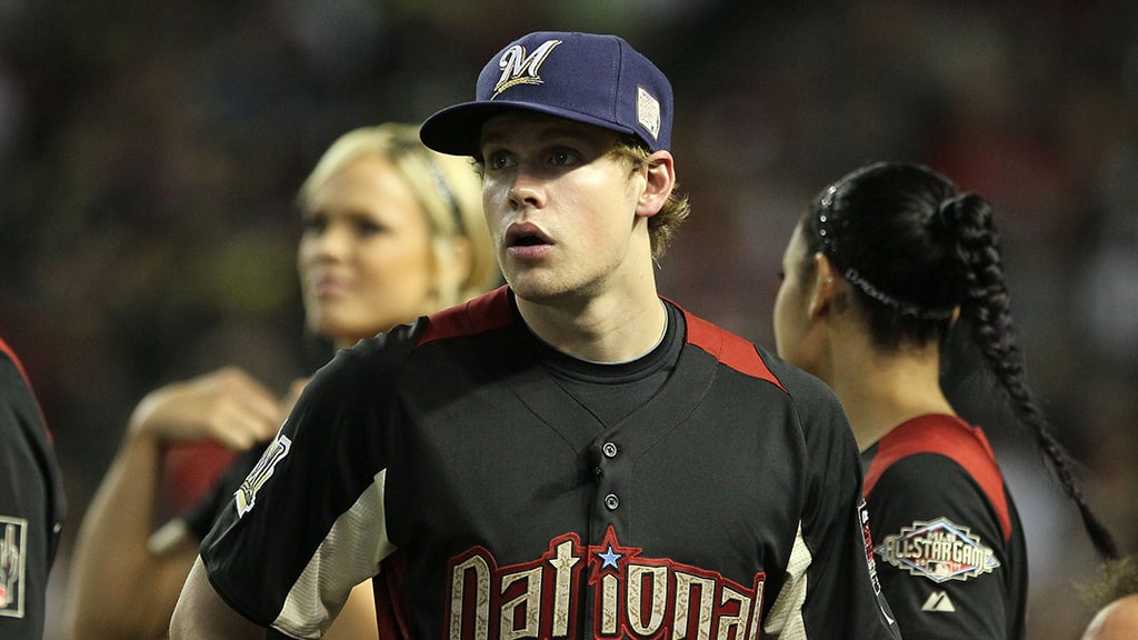 Take some #CapsOn inspiration from these celebrity fans of all 30 MLB teams