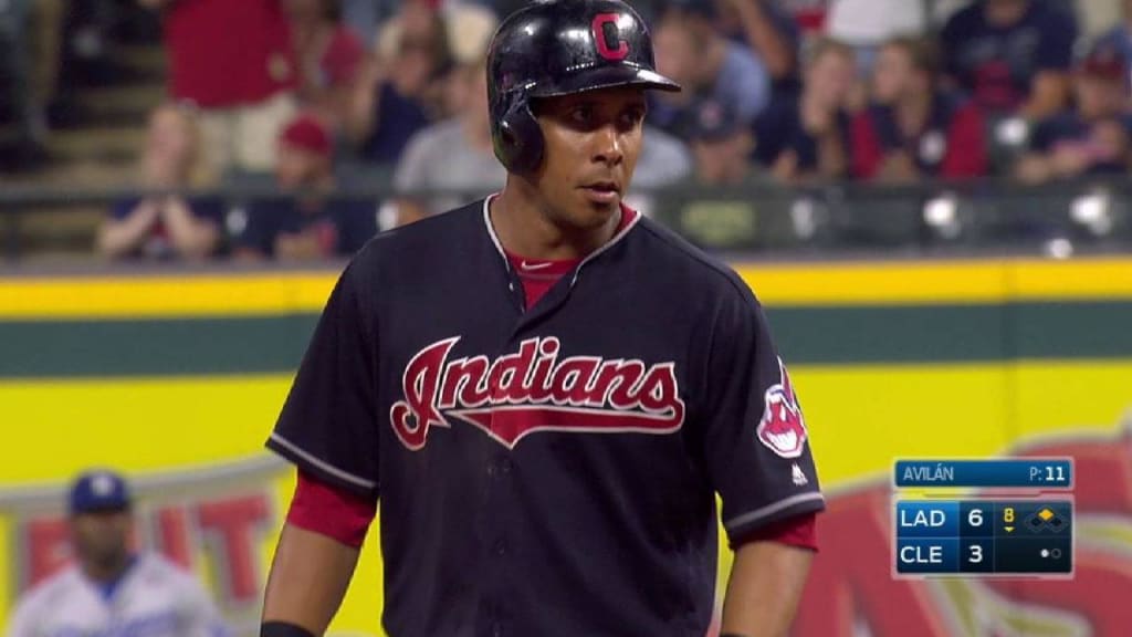 Indians' Michael Brantley injured, hits DL