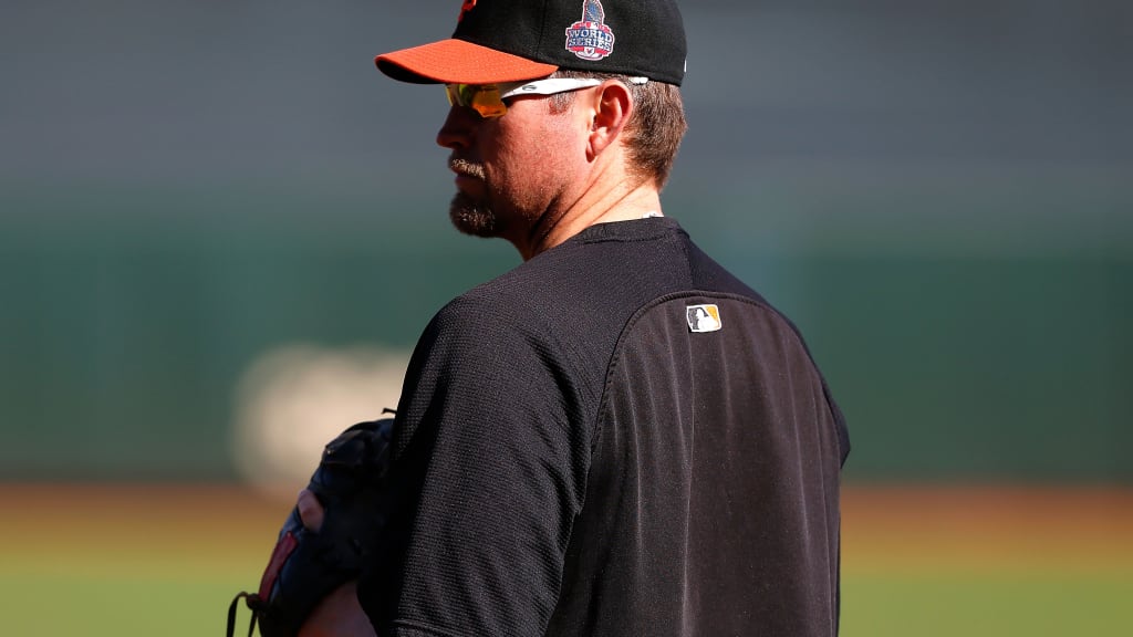 Giants excluding Aubrey Huff from 2010 World Series reunion