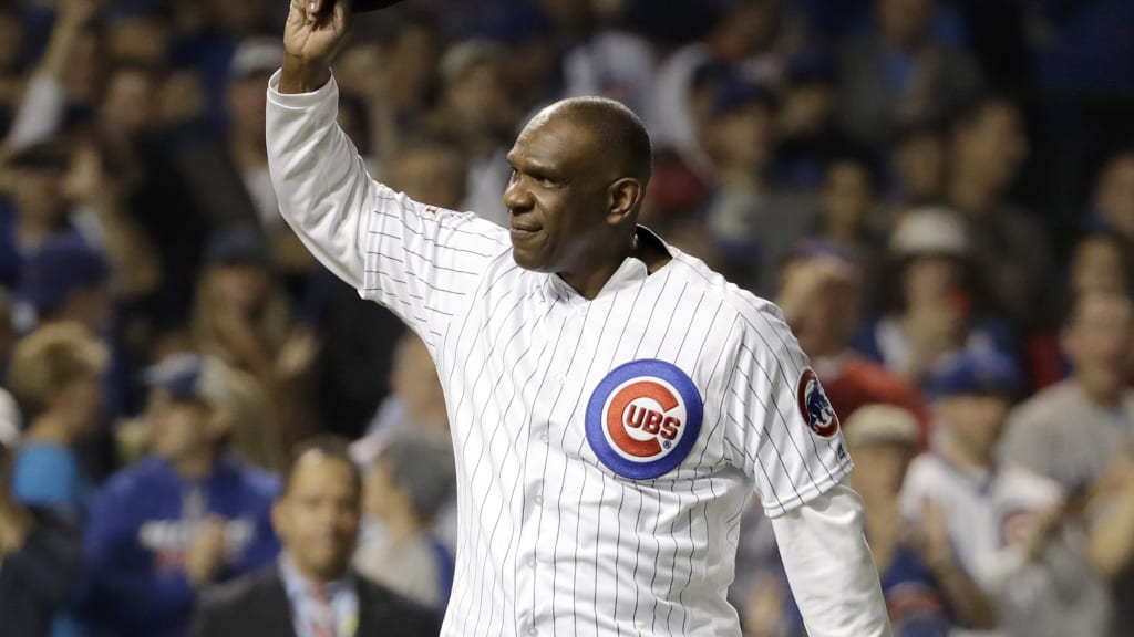 Andre Dawson wins inaugural Curt Flood Award